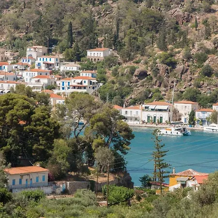 Althea - Cozy With Spacious Terrace Views Galatas  Exterior photo