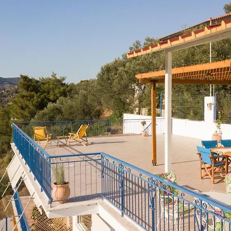 Althea - Cozy With Spacious Terrace Views Galatas  Exterior photo
