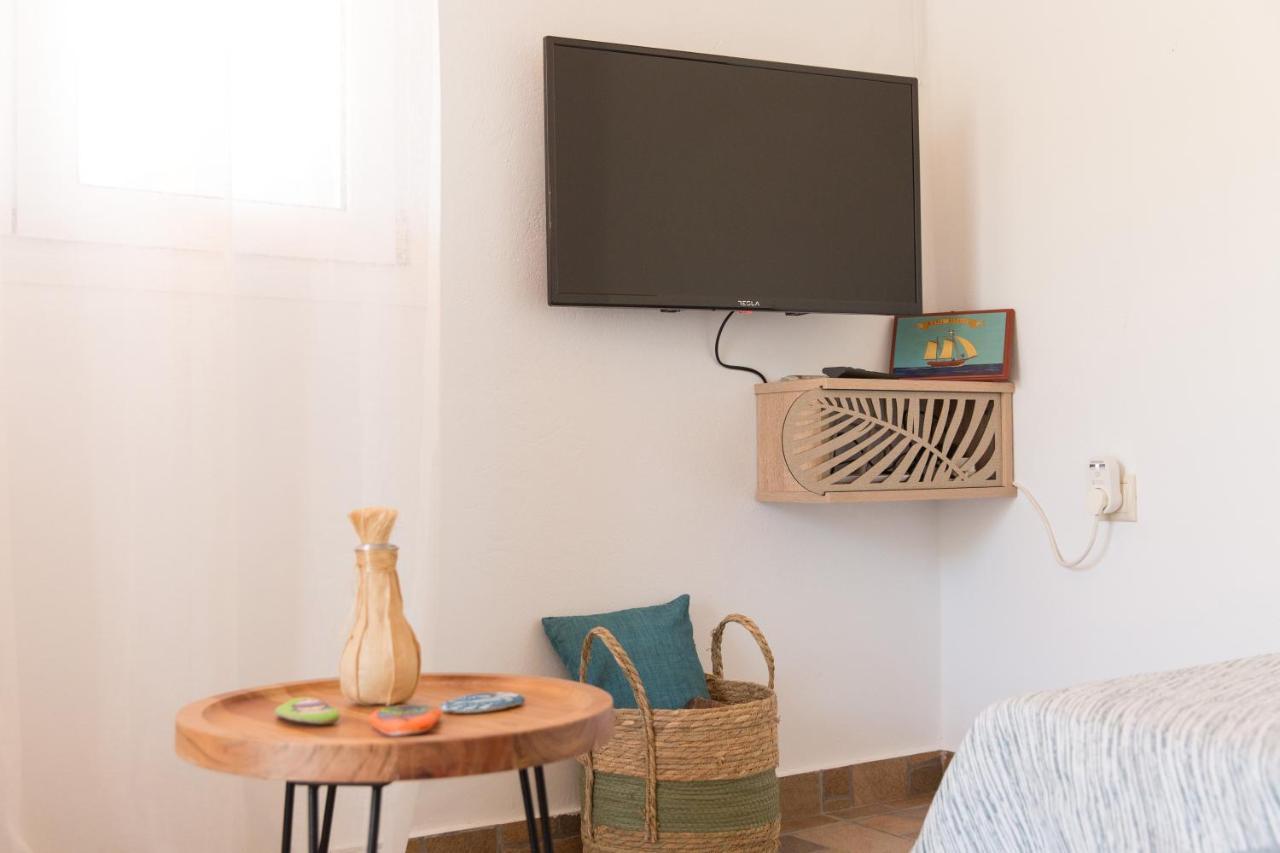 Althea - Cozy With Spacious Terrace Views